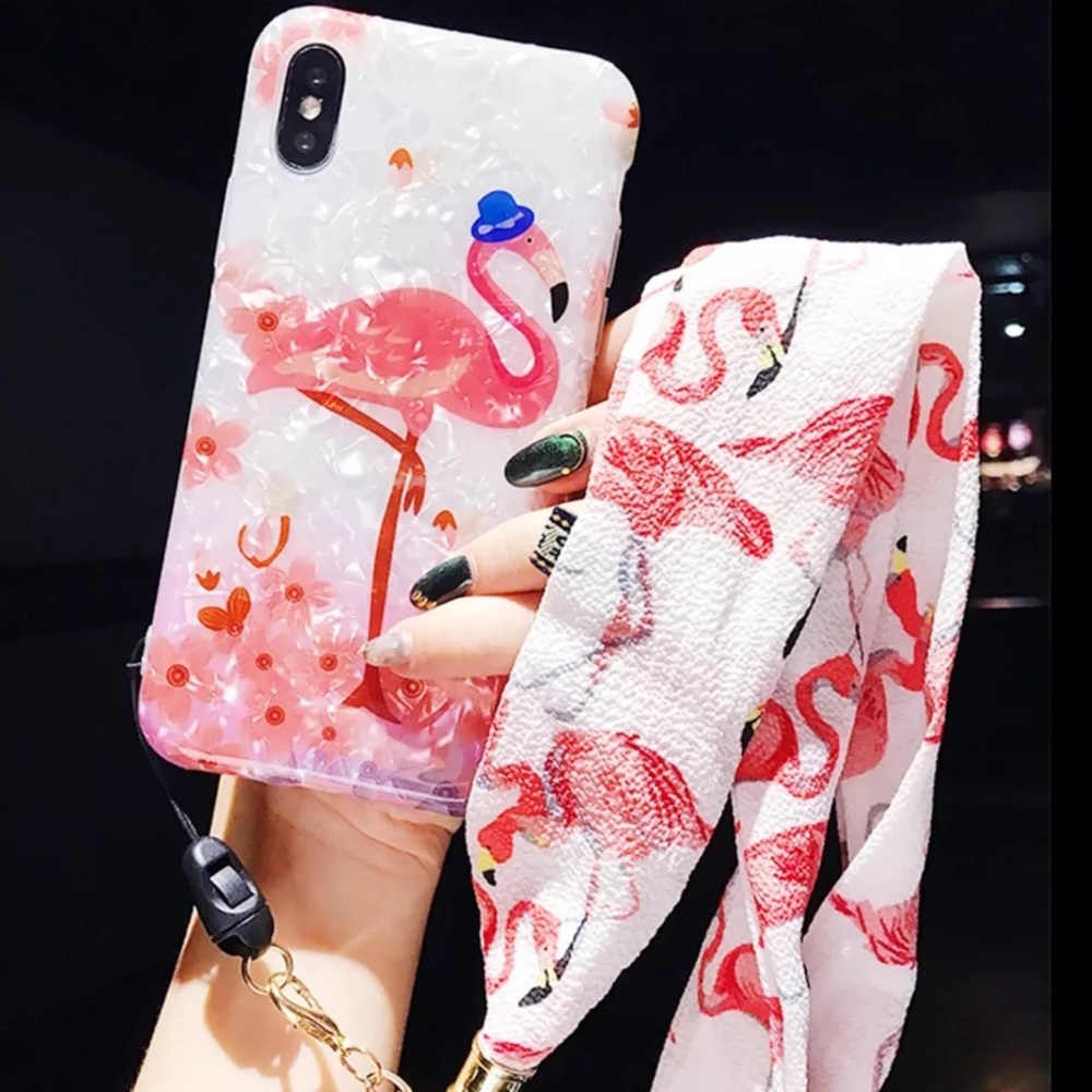 iPhone 8 Plus Case With Chain Flamingo
